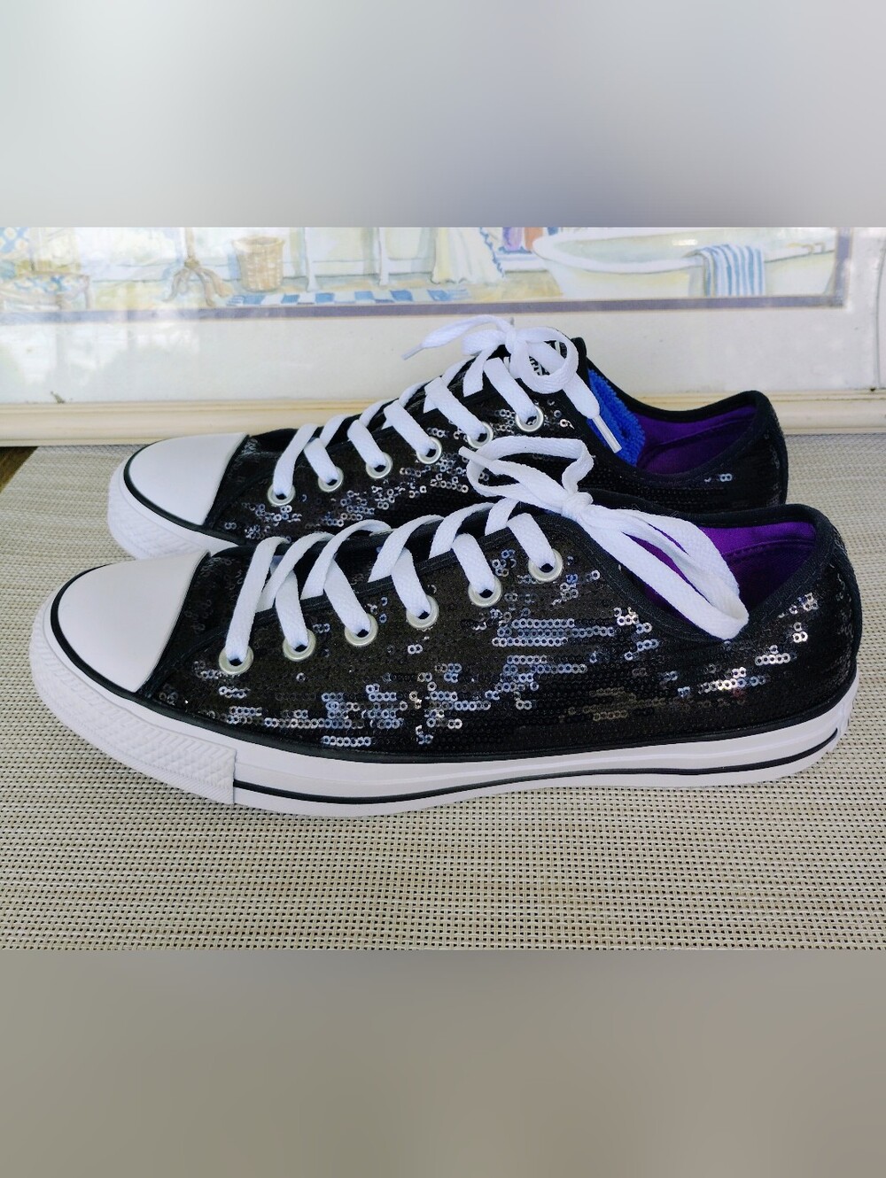 Converse "Chuck Taylor All-Star" "Black Sequin"/White Casual Sneakers. Size 10.